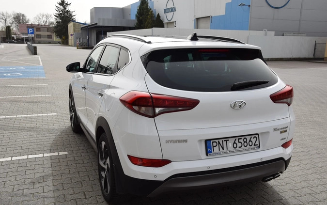Hyundai Tucson cena 69900 przebieg: 188920, rok produkcji 2015 z Zbąszyń małe 154